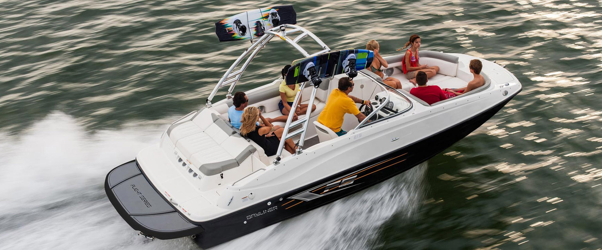 Navnit Marine Bayliner Deck Boats 215 in Mumbai
