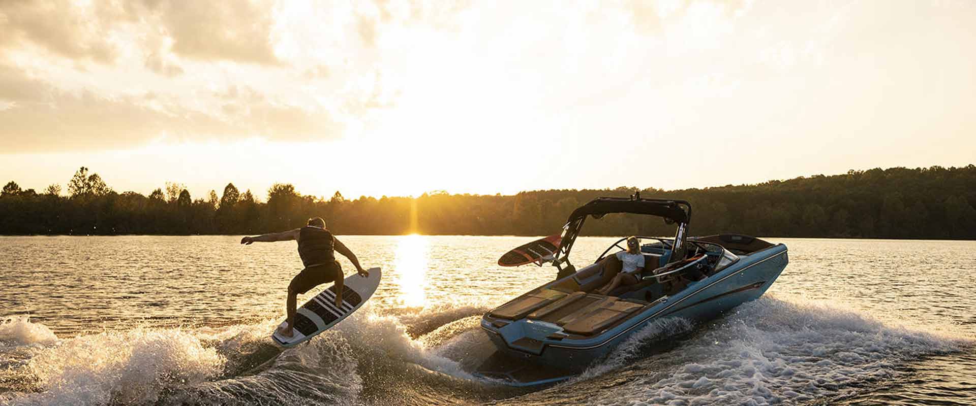 Wake Sports WT-2DC in Mumbai at Navnit Marines

