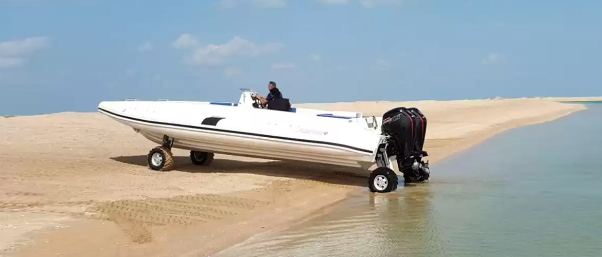 The 9.5m Beachlander