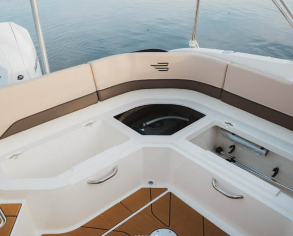 Bayliner M15 Series Deck Boats