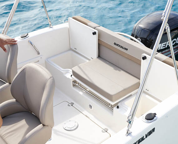 Quicksilver Activ 505 Cabin Boat distributor in Mumbai 
