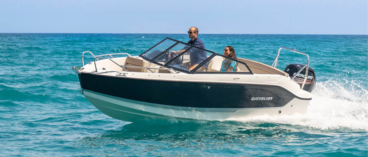 Quicksilver Activ 555 Bowrider Boat distributor in Mumbai