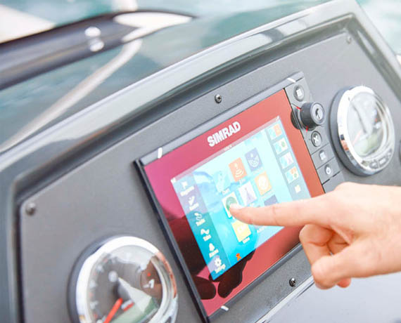 Quicksilver Activ 605 Sundeck Boat distributor in Mumbai 