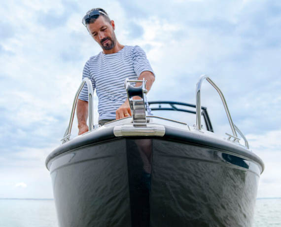 Quicksilver Activ 605 Bowrider Boat distributor in Mumbai 