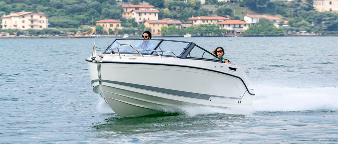 Quicksilver Activ 675 Cruiser Boat distributor in Mumbai