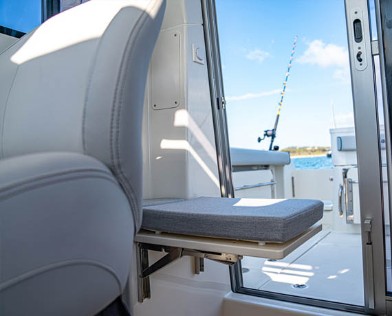 Quicksilver 705 Pilothouse Boat distributor in Mumbai