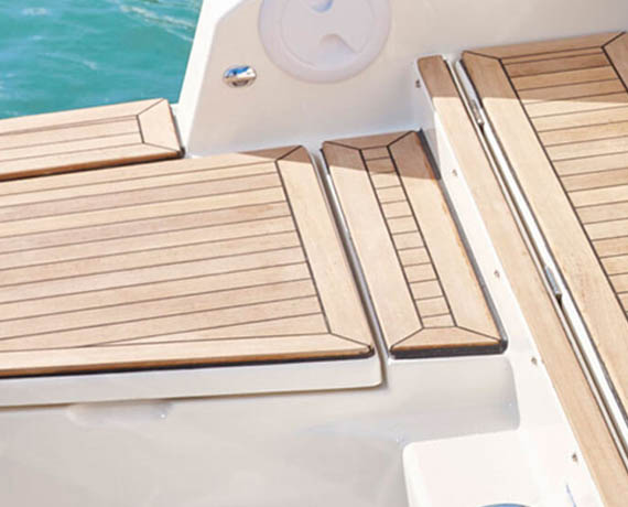 Quicksilver Activ 755 Cruiser Boat distributor in Mumbai 