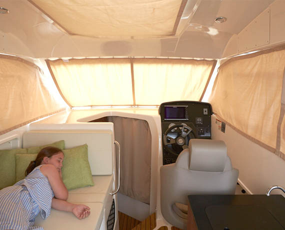 Quicksilver Activ 755 Weekend Boat distributor in Mumbai 