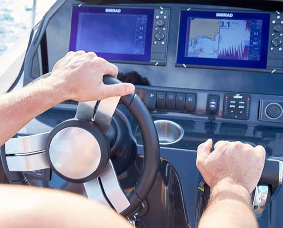 Quicksilver Activ 875 Sundeck Boat distributor in Mumbai 