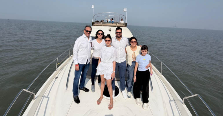 Yacht and Boat Party India – Navnit Marine