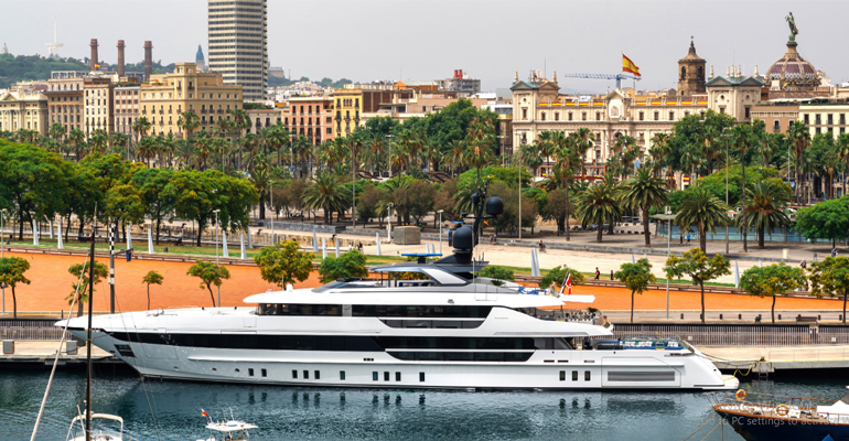 Luxury Yachts Charter Rent India – Experience Premium Boating with Navnit Marine